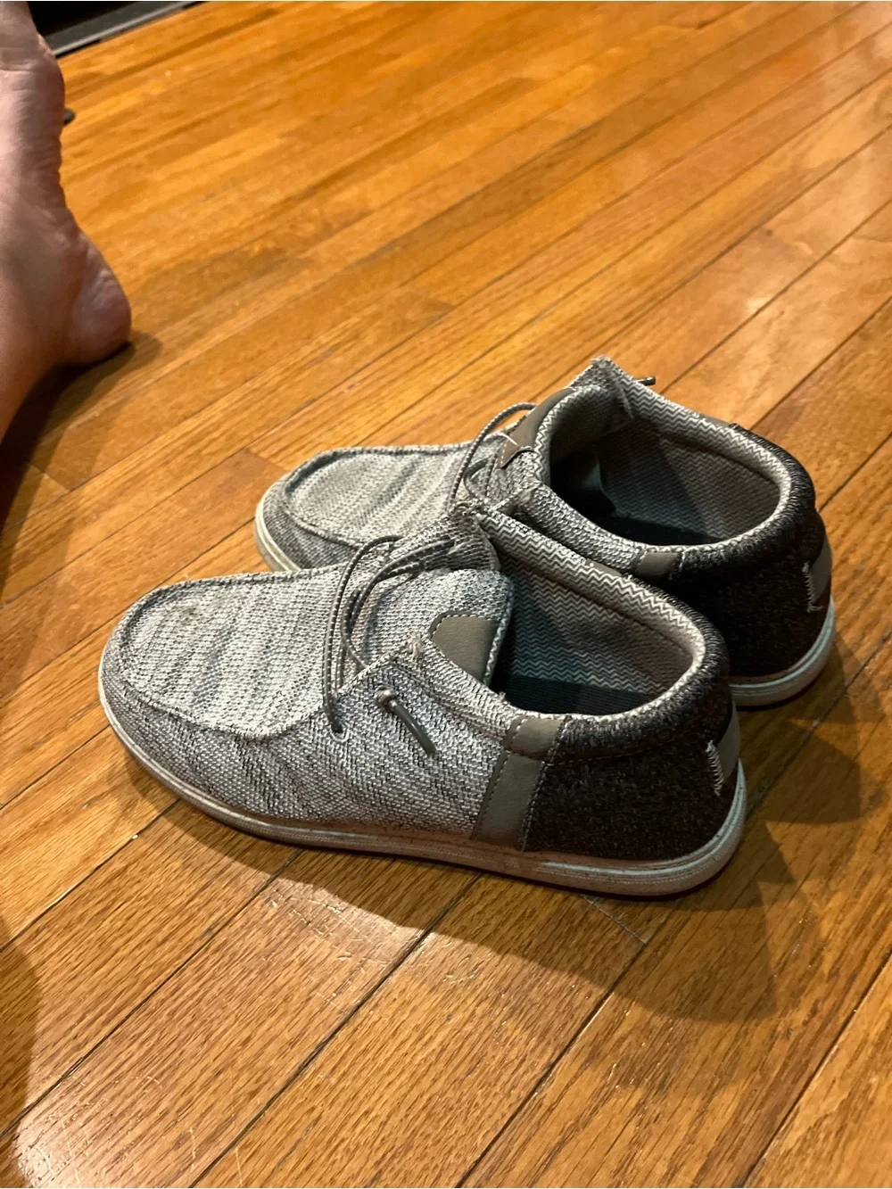 Men's Casual Knit Slip-On Loafers in Heather Gray